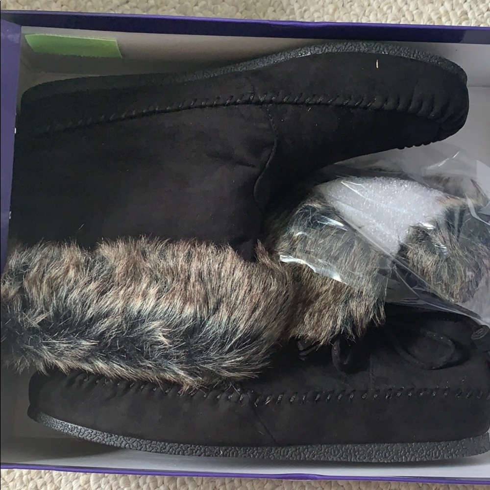 Black Madden Girl Moccasins